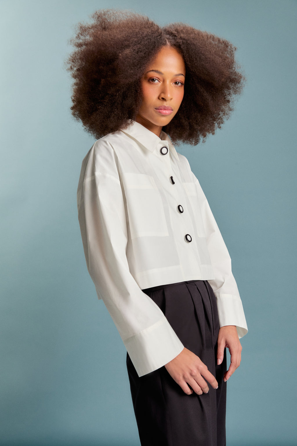 Camisa Cropped Manga Longa em Tricoline Premium